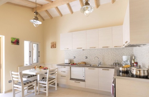 Magazia Villa | Restored Hamlet House for Adults with Light Interiors near Beach & Taverna