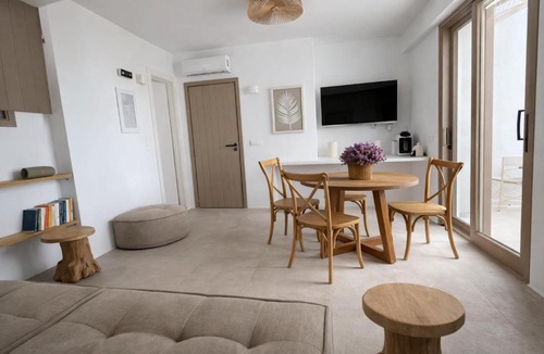 Aliki Apartment | REYA suites