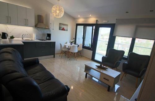 Marathias Apartment | Santa Barbara Lakis Apartments