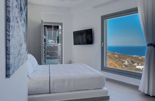 Vourvoulos Hotel | SantoView Villas