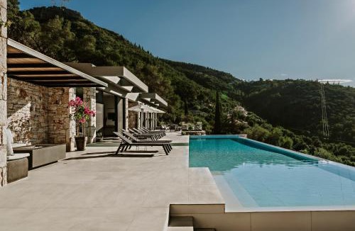 Nisaki Villa | Saphira Villa by WhiteDream Villas