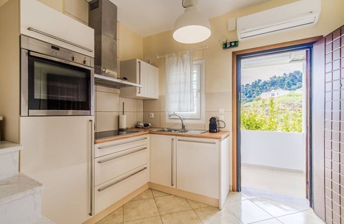Kriopigi Apartment | Sea Breeze Maisonette by Rentals Pro - Kriopigi Halkidiki