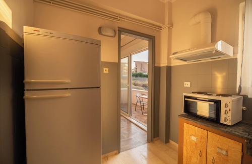 Halepa Apartment | SEA GEM APARTMENTS steps from the sand