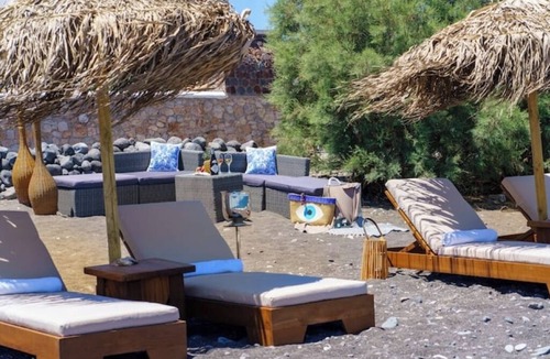 Agia Paraskevi Apartment | Sea & Me Luxury Beach House – Elegant Cycladic Studio with Private Beach Access