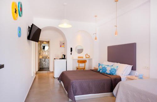 Kamari Hotel | Sigalas Beach Hotel