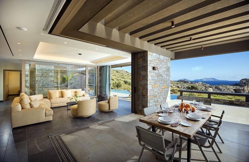 Vizari Villa | South Coast Ocean Villa