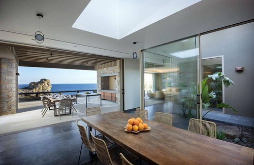 Vizari Villa | South Coast Ocean Villa