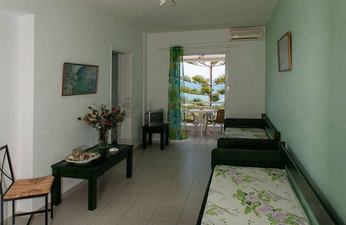 Drosia Bed & Breakfast | Stefania apartments