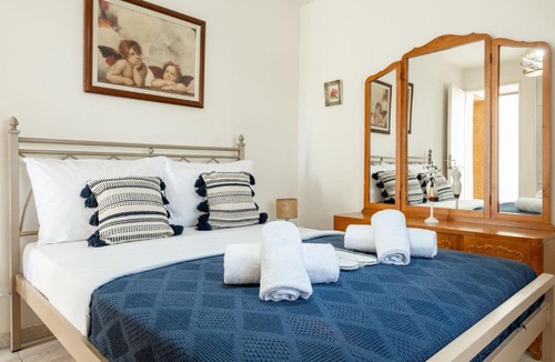 Faistos House | Stone Cottage