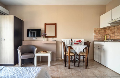 Paliki Apartment | Studio Apartment 'Ionian Balcony 1' with Sea View, Wi-Fi and Air Conditioning