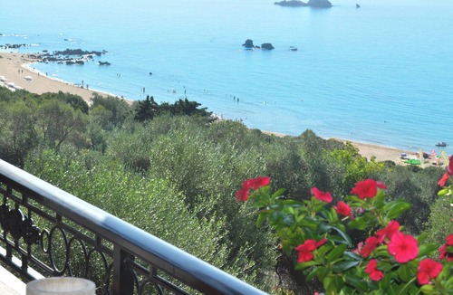 Parelia Apartment | Studio Apartments, Adult and Children's Pool, sea View - Pelekas Beach, Corfu