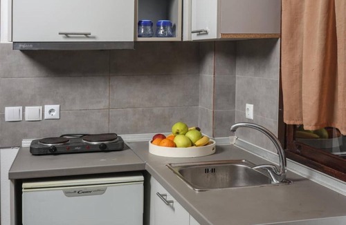 Pefkochori Apartment | Studio 'For 2 with Sea View 1' with View, Wi-Fi and Air Conditioning