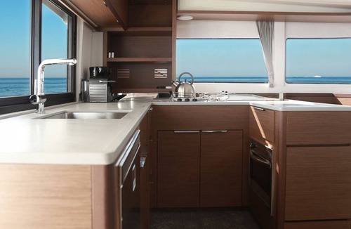 Pasalimani Boat Rental | Sun-Kissed Sailing Adventure in Islas Sarónicas