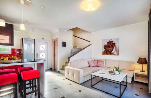 Pallini Villa | Sunny Villa Epta in Chaniotis