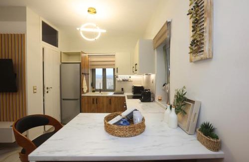 Ano Siros House | The Cat House Syros