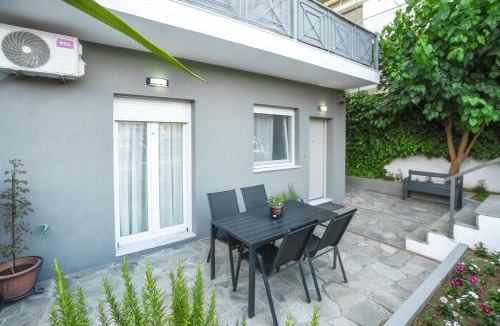 Sykies Apartment | The Skarlatos Residence