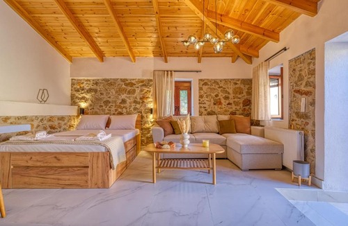Ligourio House | Thymele Stone House