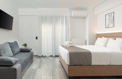 Vardaris Apartment | Tower 15 | Family Studio 302