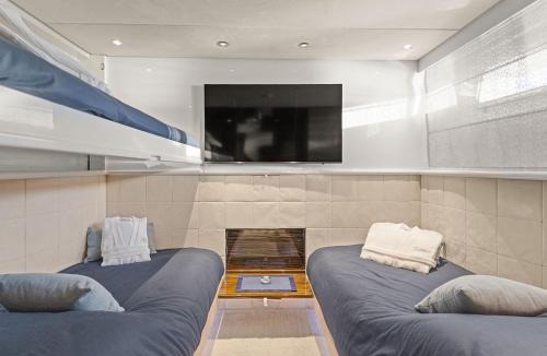 Port Hercule Boat Rental | Trackside superyacht VIP Cabin - TIAMAT