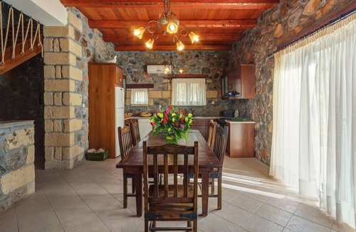 Livadia Villa | Traditional villa w/pool & seaview near Elafonissi