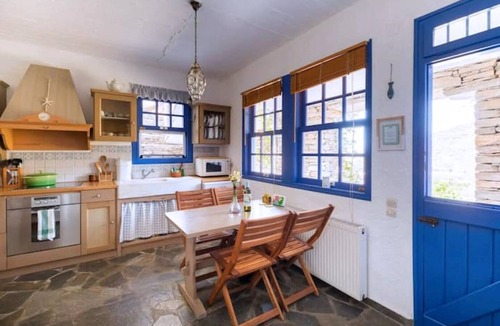 Kea Villa | Traditional Village House In Kea