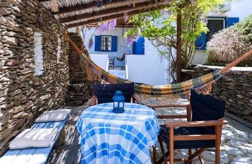 Kea Villa | Traditional Village House In Kea