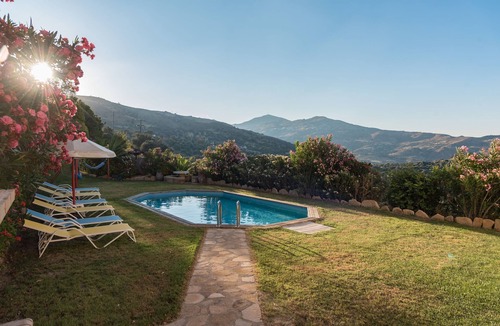 Vizari House | Triopetra Luxury Villas Panagia(Dimitris)