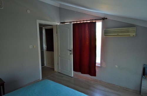 Kundu Villa | Triplex Villa with Pool