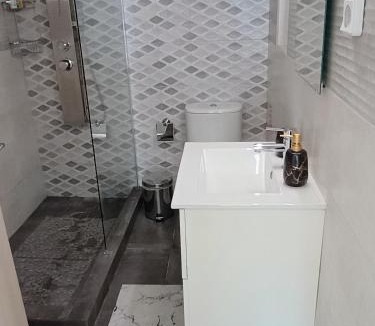 Pasalimani Apartment | Uncle Tom's Penthouse