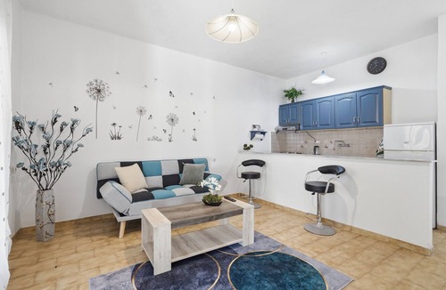 Messonghi House | Undina Mermaid Sea View Country House with Wi-Fi and Air Conditioning