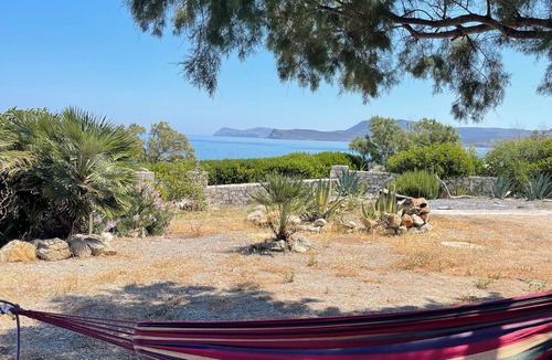 Sitia House | Vacation home directly on the Cretan sea quiet, close to nature, pet-friendly