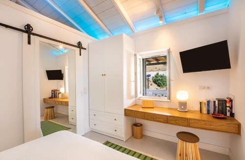 Voladha Apartment | Valandou Guesthouses - Boutique Apartments in Aperi, Karpathos