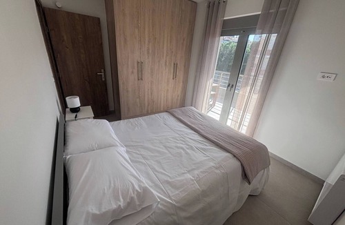 Nafplion City Centre Apartment | Vasili's Mini Villa in Nafplio with shaded parking