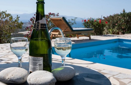 Lassithi Prefecture House | Versteckte Villa mit Pool und herrlichem Blick über die Bucht von Mirabelle und by Interhome