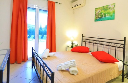 Agios Stefanos Villa | Villa Anamari in Άγιος Στέφανος
