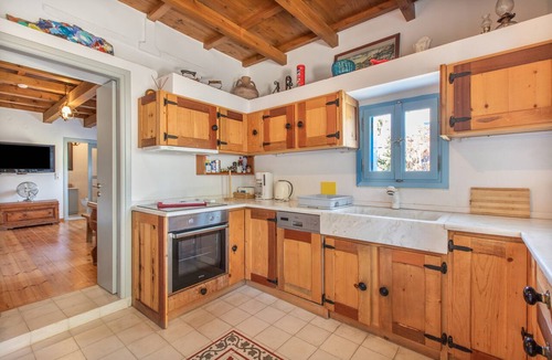 Almyrida Villa | Villa 'Antonia' with Sea View, Wi-Fi and Air Conditioning