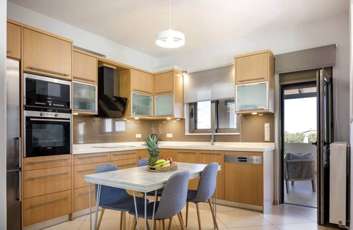 Gerani House | Villa Aviana, Garden, Private Pool BBQ, Quiet