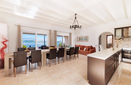 Agios Stefanos Villa | Villa Caribia Sea View by Villa Plus