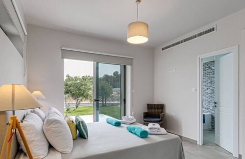 Katochori Villa | Villa Cawe - Four Bedroom Villa, Sleeps 9