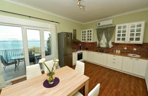 Benitses Villa | Villa Despina Benitses