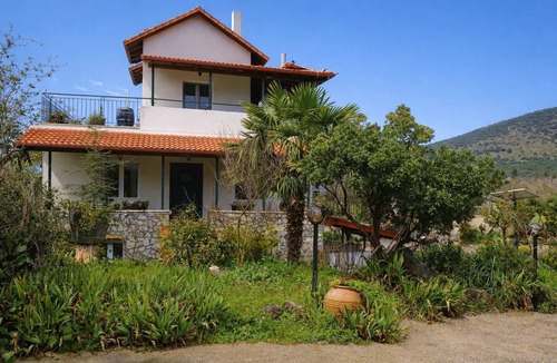 Kefalochori Apartment | Villa Dorothy - Mountain View Retreat, Polydrosos