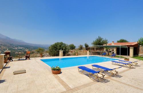 Embrosneros Villa | Villa Georgia