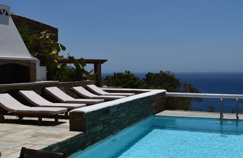 Ios House | Villa Giulia, Seaview Villa near Chora