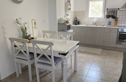 Rethymno Villa | Villa in Loutra with Sea View and Pool