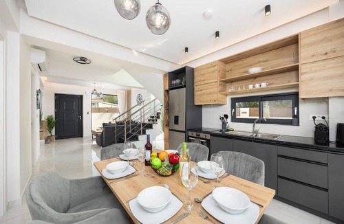 Kalamaki Villa | Villa Infinity Ena - Four Bedroom Villa, Sleeps 8