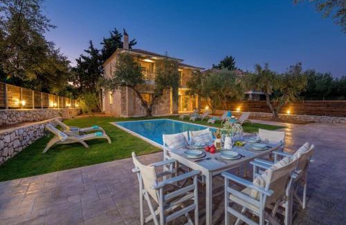 Ano Vasilikos Villa | Villa Ionio Elia by Villa Plus