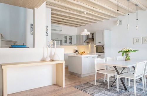 Kalo Livadi Villa | Villa Island - Luxury villa by the sea