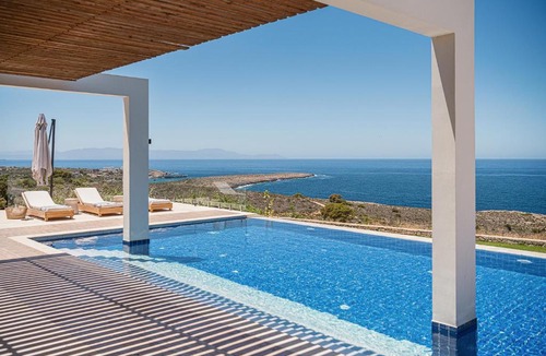 Kalathas Villa | Villa Jamila by Cura Villas Collection