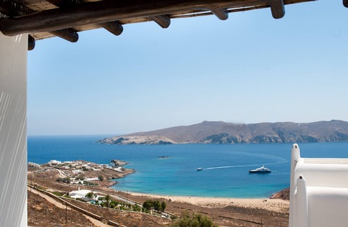 Panormos Villa | Villa 'Kappas' with Sea View, Private Pool & Wi-Fi