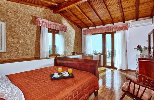 Karteros Villa | Villa Karteros- Private Pool